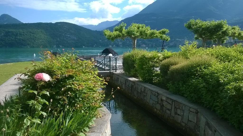 Studio Les Pieds Dans L'Eau Au Bord Du Lac D'Annecy ดูแอ็งต์ ภายนอก รูปภาพ
